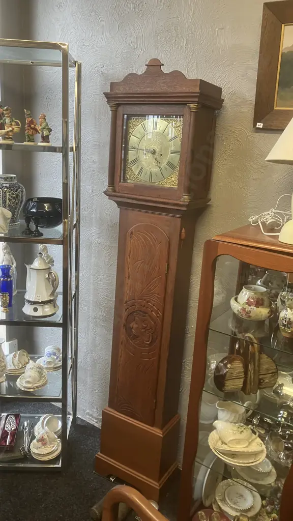 Robt Davy, Aylsham: George III Period Carved Oak Longcase Clock. Has a Carved Mouse On The Side of The Case Image 1++