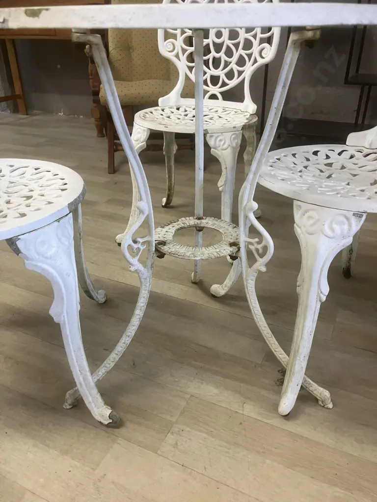 Ornate White Cast Aluminium Outdoor Setting Table & Four Chairs 66.5 x 60cm Image 1++