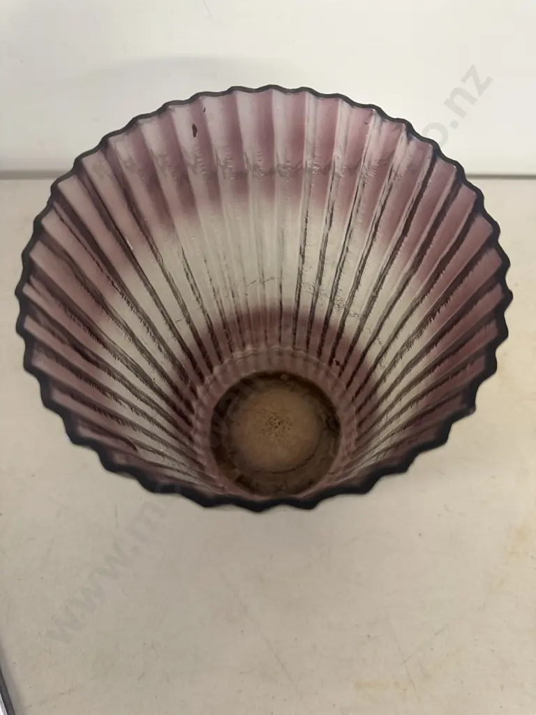 Vintage Ribbed Purple Glass Vase H20cm. Image 1++