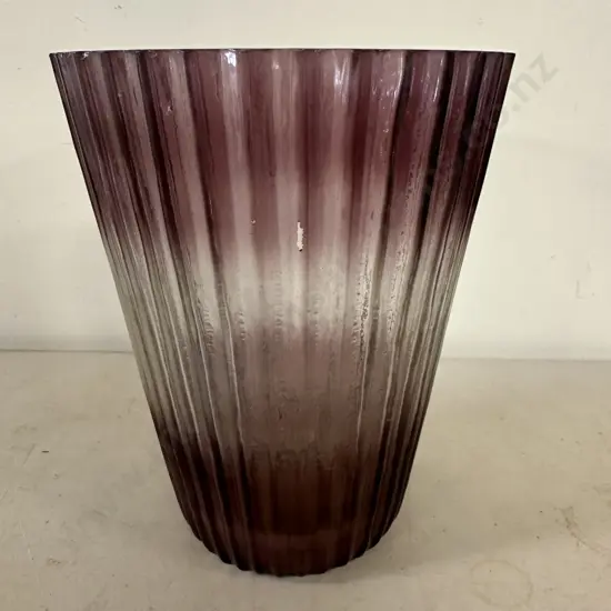 Vintage Ribbed Purple Glass Vase H20cm.