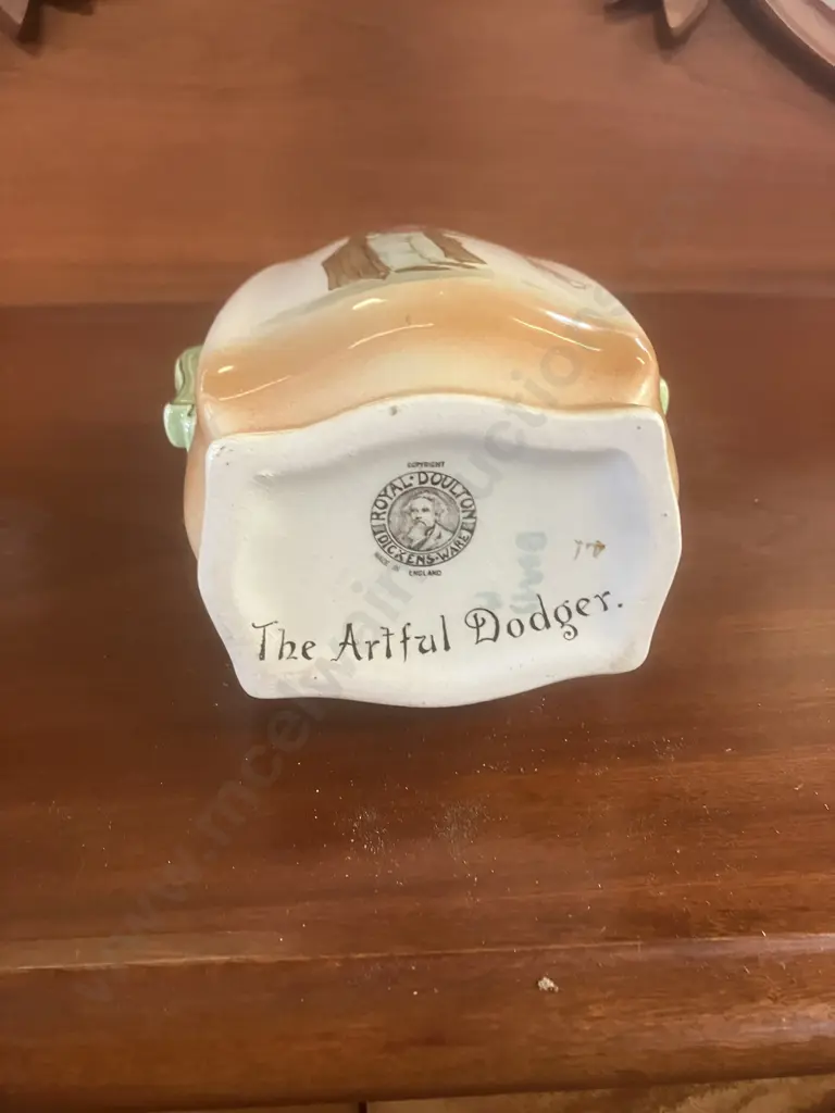 Rare Early Royal Doulton Dickens Ware 'The Artful Dodger' 7479 Double Handled Vase D2973. H22cm Image 1++