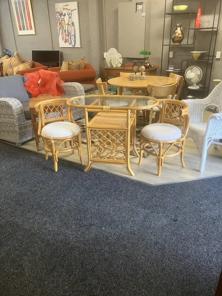 Vintage Bamboo Rattan 'Honeymoon' Bistro Table & Chairs. H76 W99 D55cm Image 1++