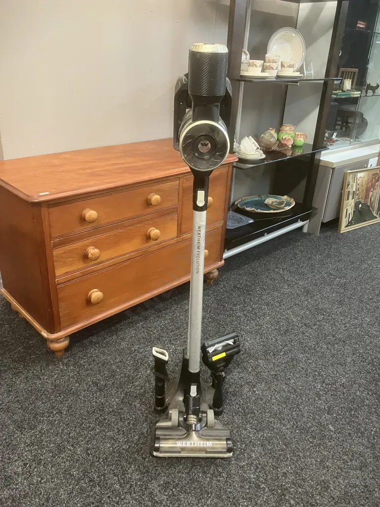 Werthiem Evolution W7301 Portable Stick Vacuum Cleaner With Charging Stand, 2 x Batteries, Vacuum Cleaner Attachments Image 1++