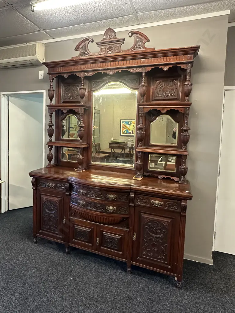 Stunning Victorian Mahogany Mirror Backed Sideboard Image 1++