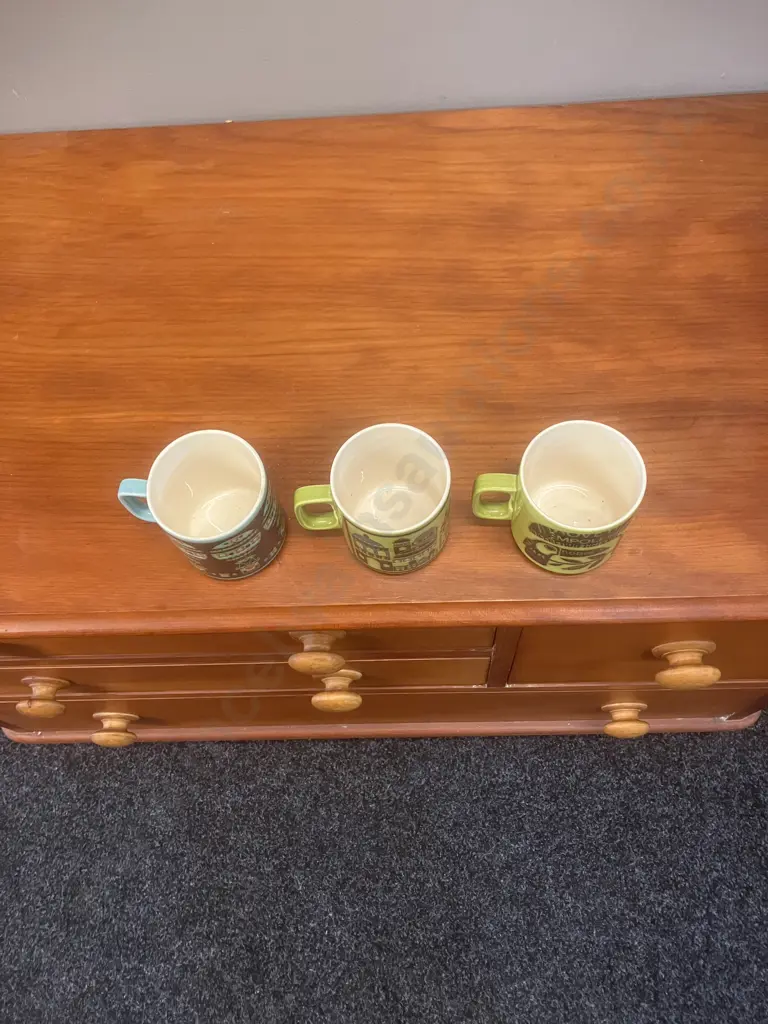 Rare 1976 Hornsea Pottery Mugs - John Clappison City Scape, Jack Dadd Toucan Jungle, Sara Vardy Hot Air Balloon Image 1++