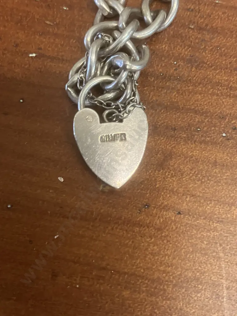 Silver Heart Padlock Bracelet Stamped 'SILVER' 14.9g Image 1++