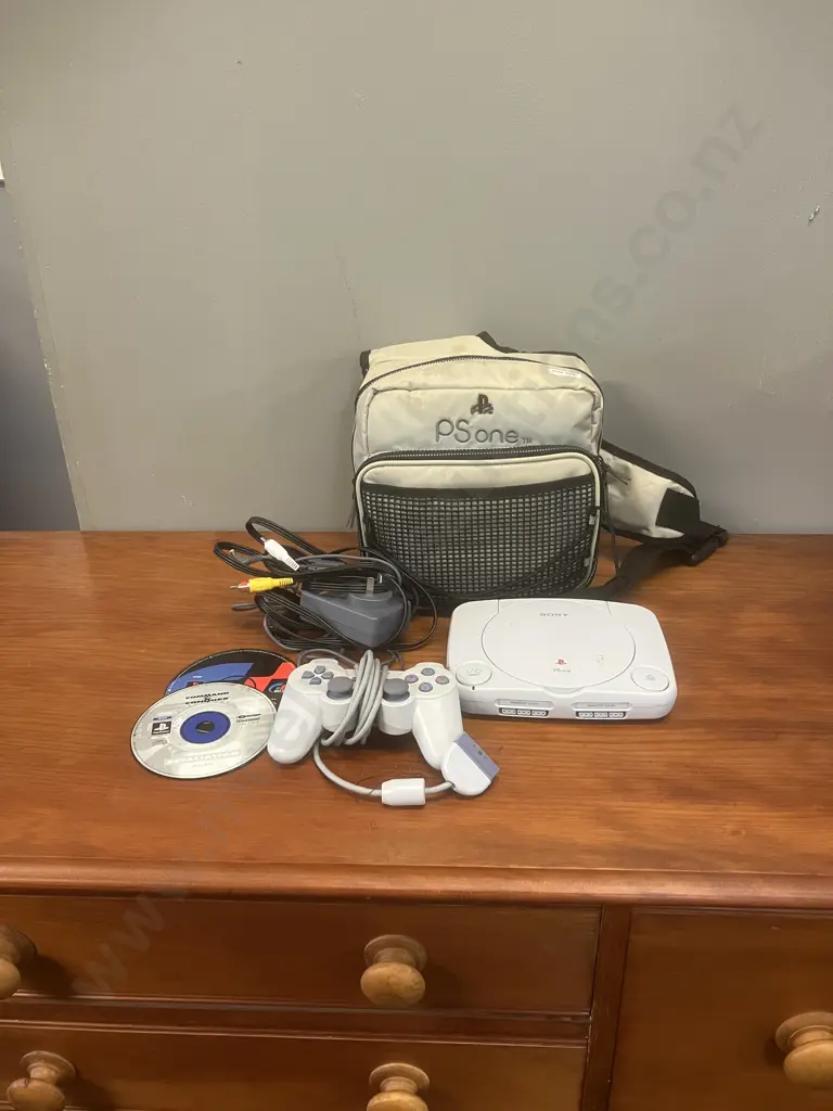 Sony PS One Console Model SCPH-102 With Console Bag, Controller, Power Pack, AV Leads & 2 Game Discs Image 1++