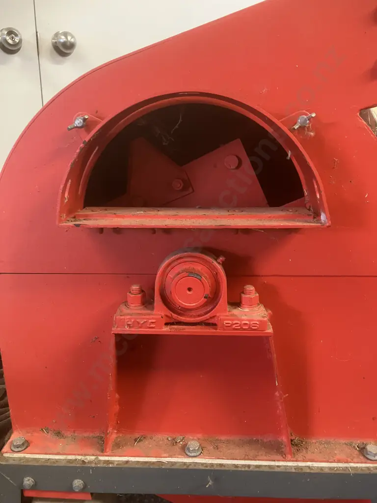 PlatinumPro Model 9FQ40S Chaff Cutter, 3.5HP, 230V Image 1++