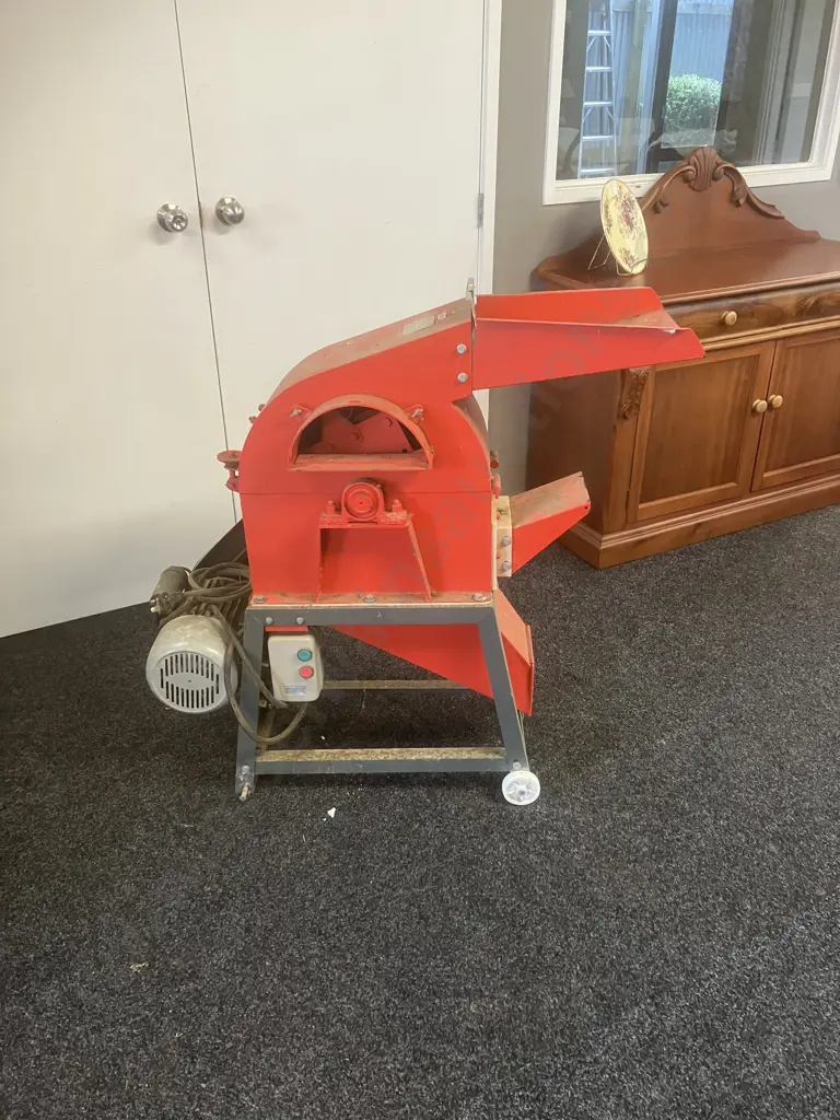 PlatinumPro Model 9FQ40S Chaff Cutter, 3.5HP, 230V Image 1++