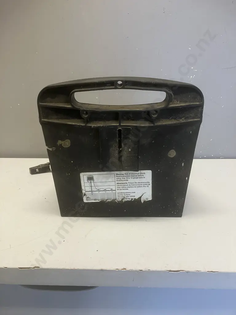 Zareba Systems SP10 Solar Fencer 10 Mile Image 1++