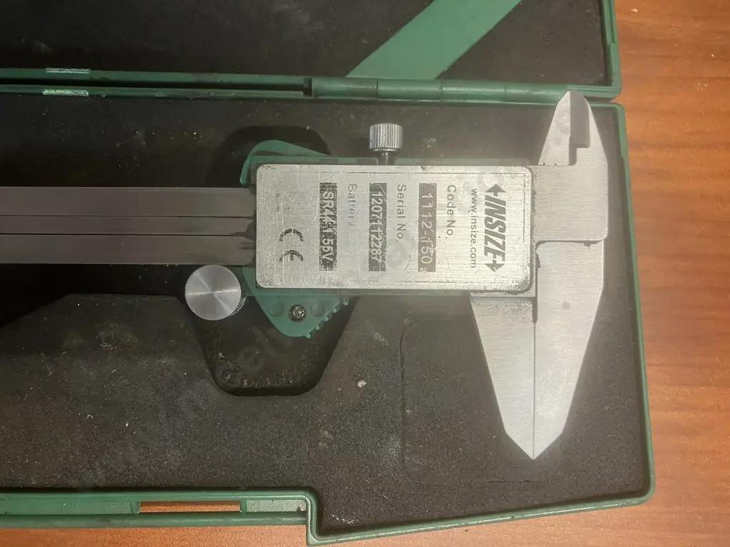 Insize 1112-150 : Digital Caliper, Range 0-150mm/ 0-6" In Case Image 1++