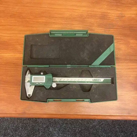 Insize 1112-150 : Digital Caliper, Range 0-150mm/ 0-6" In Case