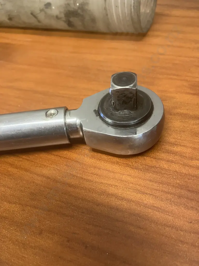 Facom S.208-340 1/2" Square Drive Torque Wrench, 6-340nm, Click Type With Protective Plastic Tube Image 1++