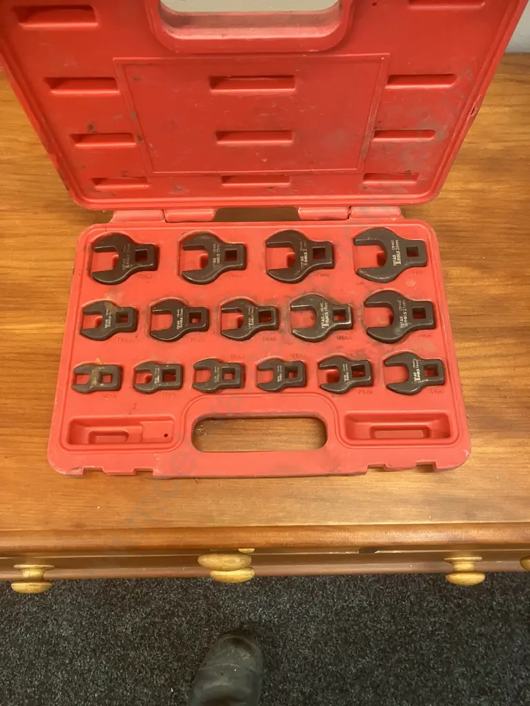 T&E Tools 3/8" Drive Metric Open-End Crowsfoot Wrenches, 10-26mm, 15 Piece Cr-Mo In Blow-Mould Case Image 1++