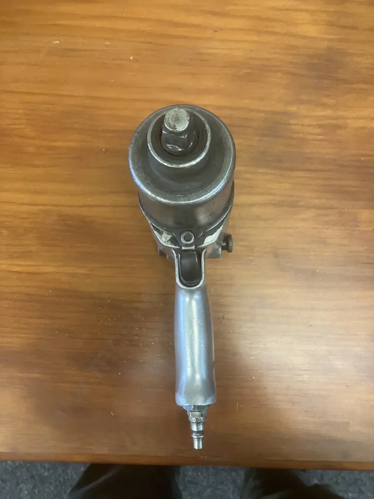 Ingersoll Rand 1/2" Drive Air Impact Wrench Image 1++
