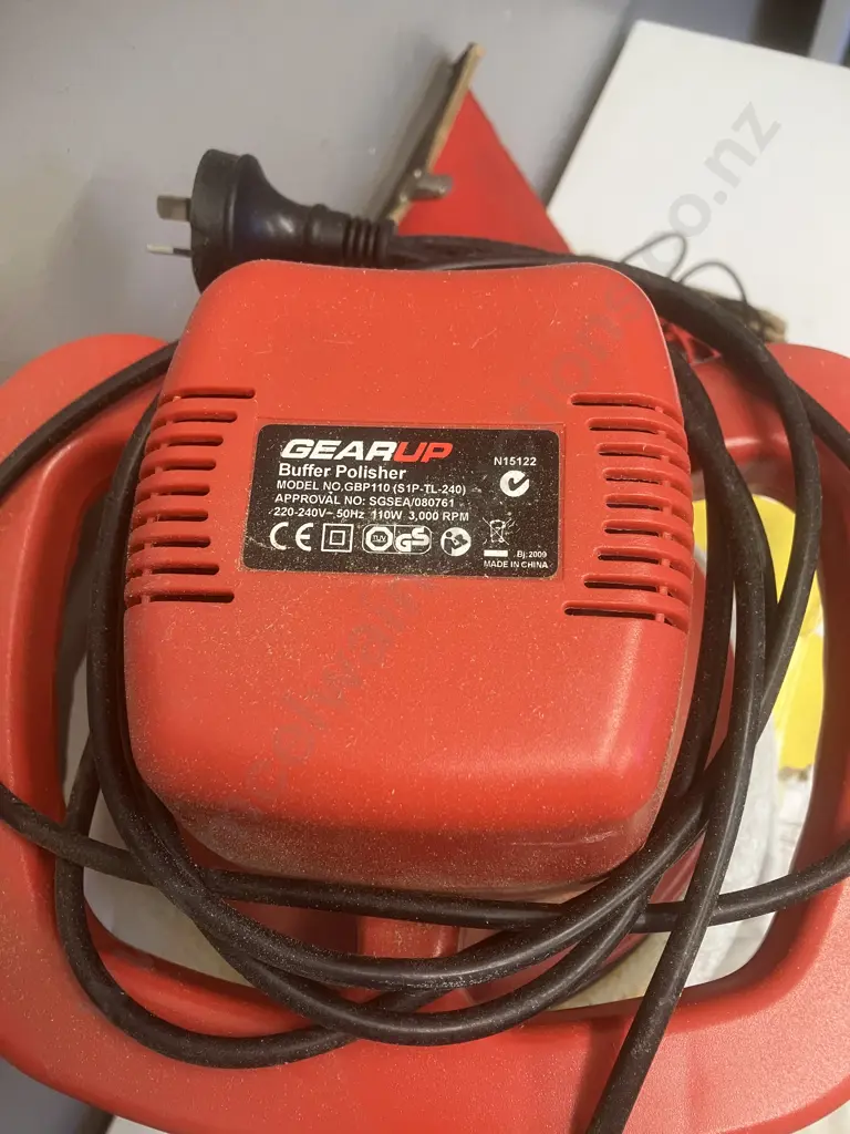 Mechpro Digital Multimeter MPMM830B In Case With GearUp 240V Buffer / Polisher Image 1++