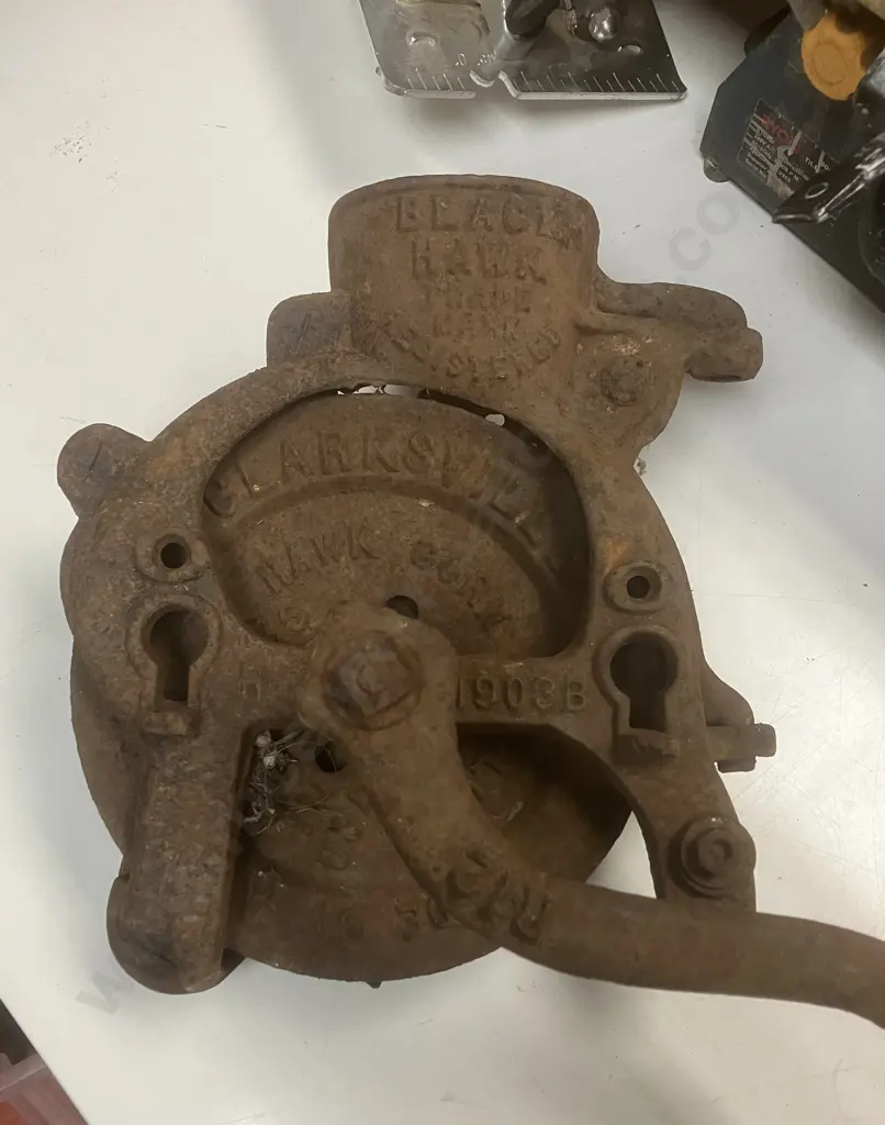 Antique Black Hawk 1903B Cast Iron Corn Sheller - A.H.Pitch Clarksville Tennesee (As Found Condition) Image 1++