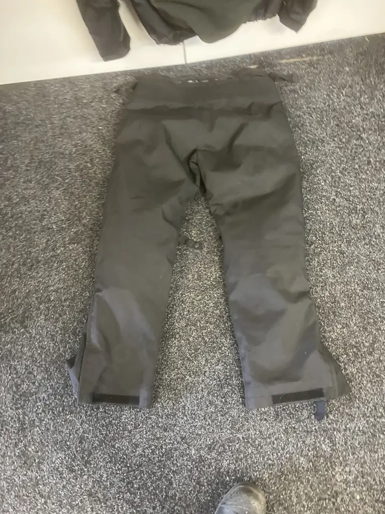 1TONNE Quality Racing Apparel Motorbike Jacket & Pants Size L Image 1++