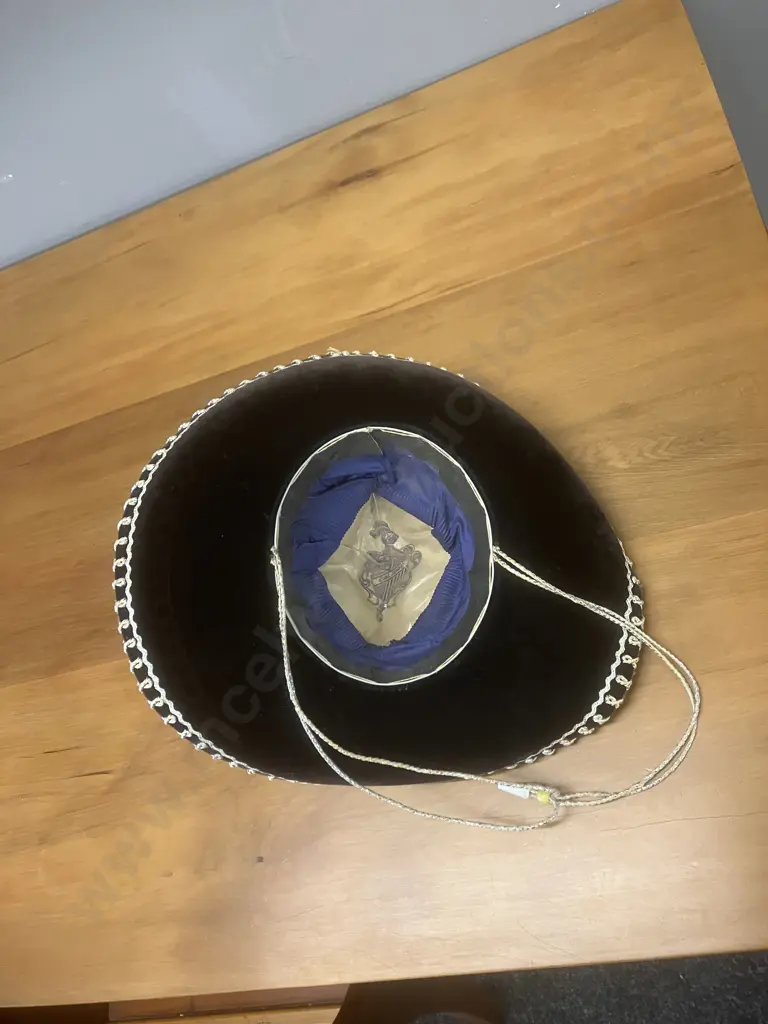 Vintage Mexican Calidad Black Velvet Silver Horseshoe Mariachi Sombrero Image 1++