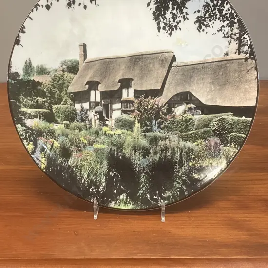 Royal Doulton Anne Hathaway's Cottage Plate - Shottery Nr. Stratford-Upon-Avon. TC1027