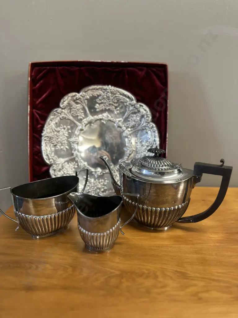 Selection Of Silverware Items Image 1++