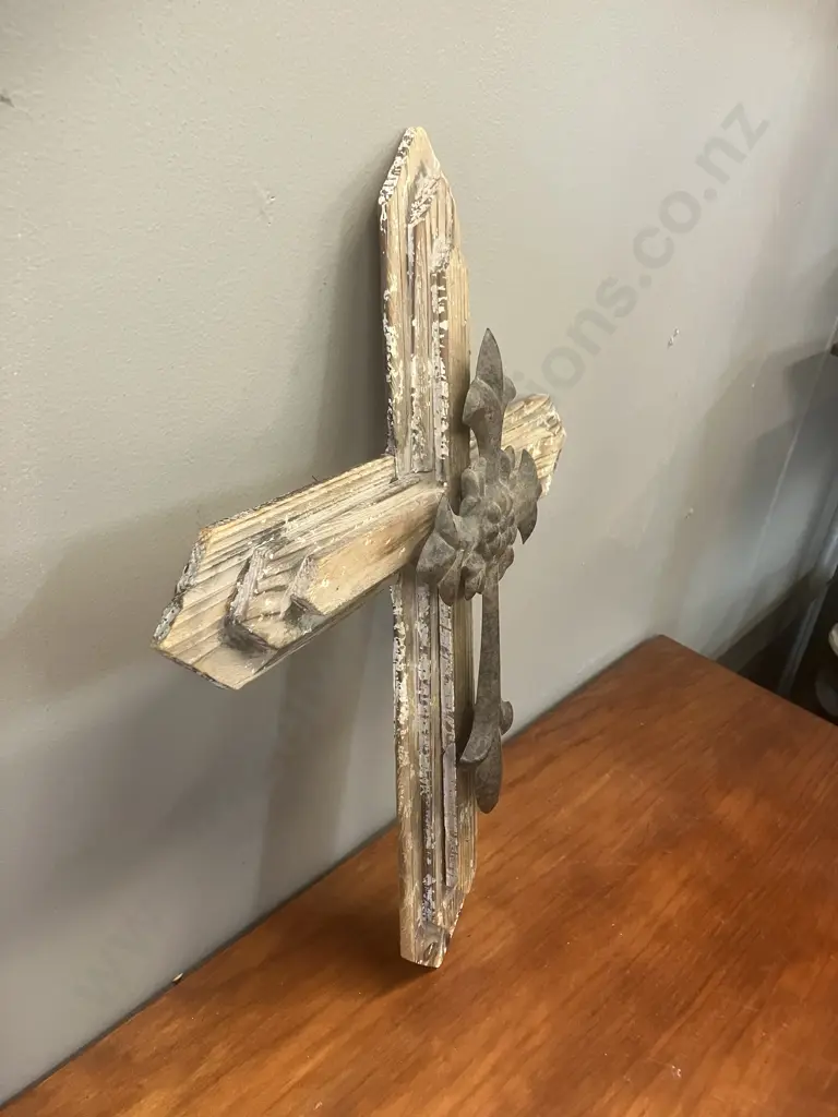 Wood & Tin Wall Cross. H49 W39 D5.5cm Image 1++