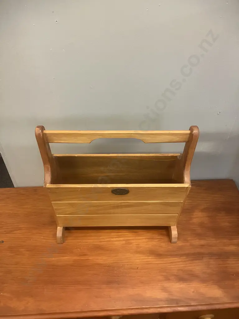 'Country Heritage' Badged Wooden Magazine Rack. H44 W42 D18cm Image 1++