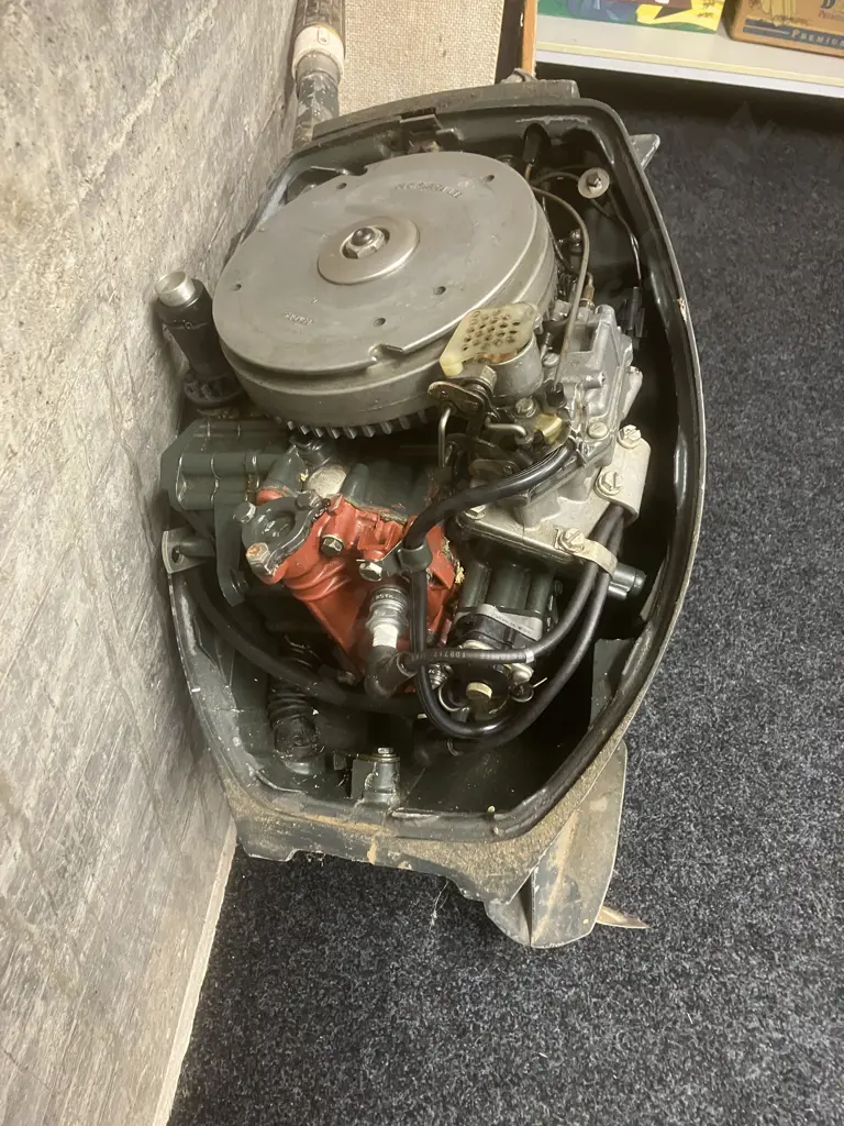 Vintage 1971 Johnson 9R71R 9.5 HP Outboard Motor. Serial C48816 (As-Is) Image 1++