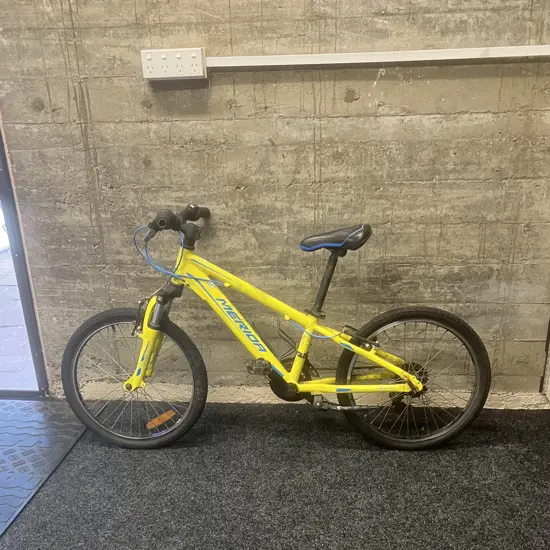 Merida Matts J20 Kids Mountain Bike Yellow