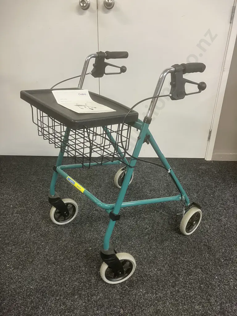 Cubro Pacer Walking Frame With User Guide Image 1++