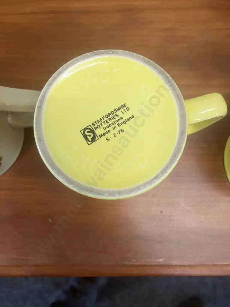 Vintage 1970s Staffordshire Potteries (England) Floral Mugs x 3 Image 1++