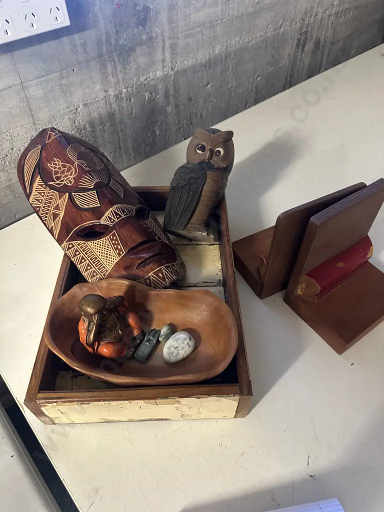 Selection Of Vintage Items Including Woodenware Etc Image 1++