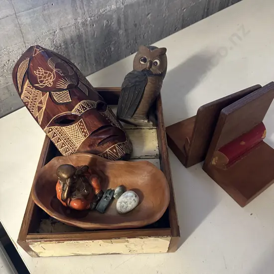 Selection Of Vintage Items Including Woodenware Etc