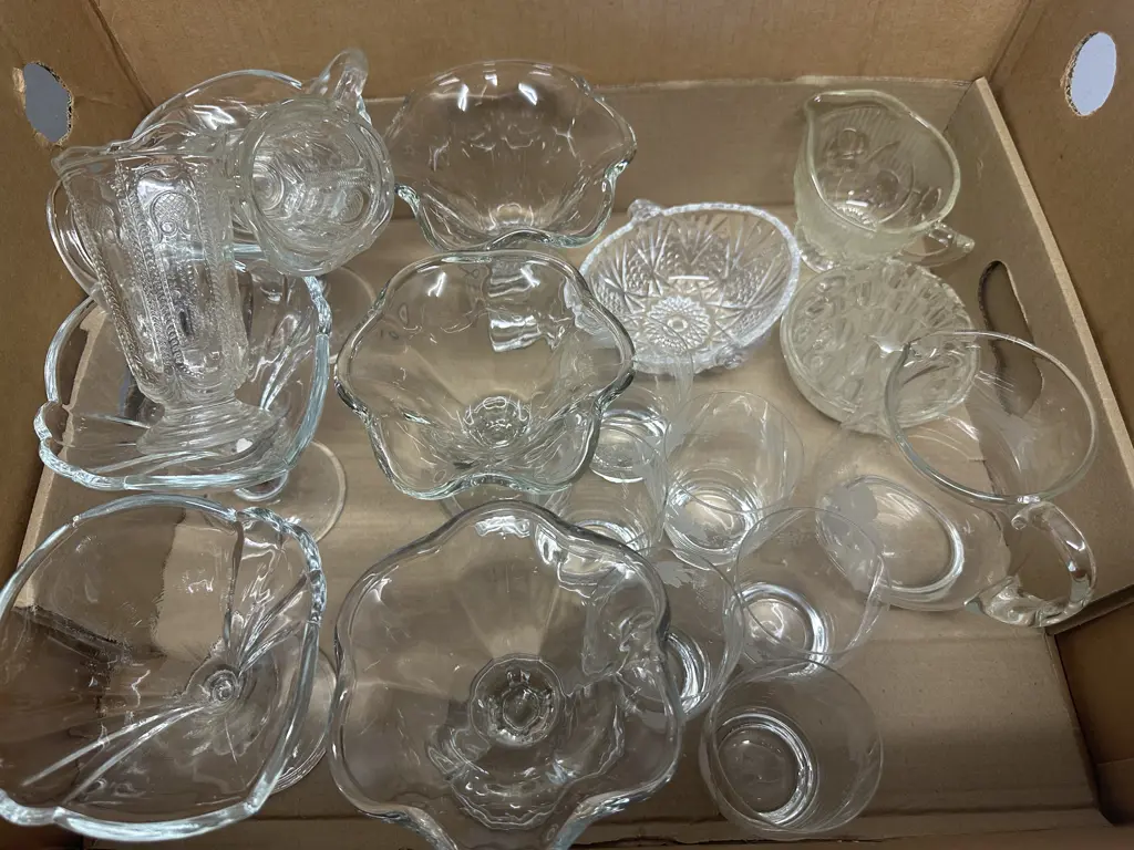 Assorted Crystal Glass Items Etc Image 1++