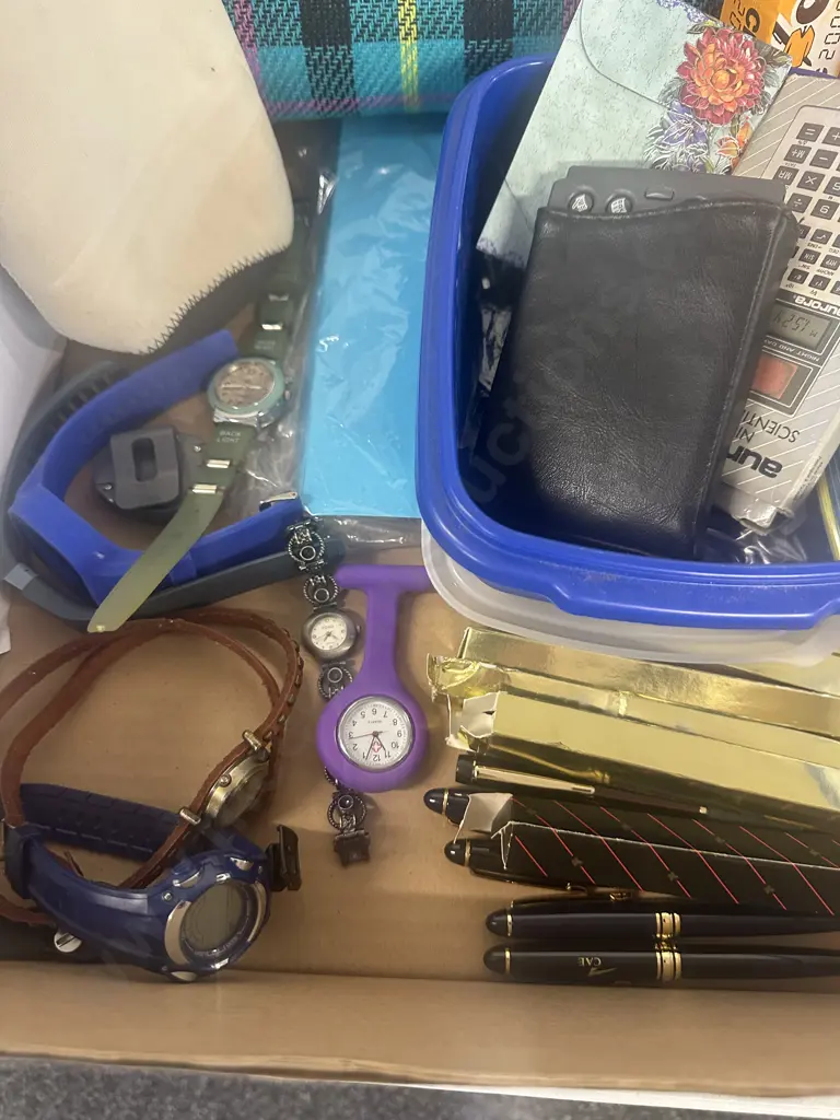 Bankers Collectable Pens, Picnic Mat, Bottle Cooler Ertc Image 1++