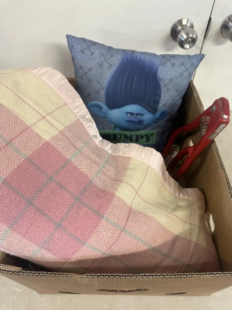 Vintage Items Including Woollen Dream Blanket, Cushion Etc Image 1++