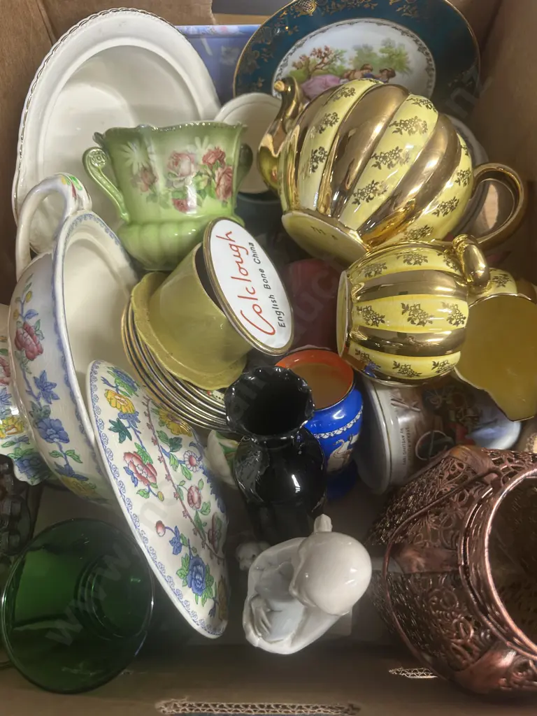 Box Lot Of China Items Including Colclough Plaque, Vases Etc Image 1++