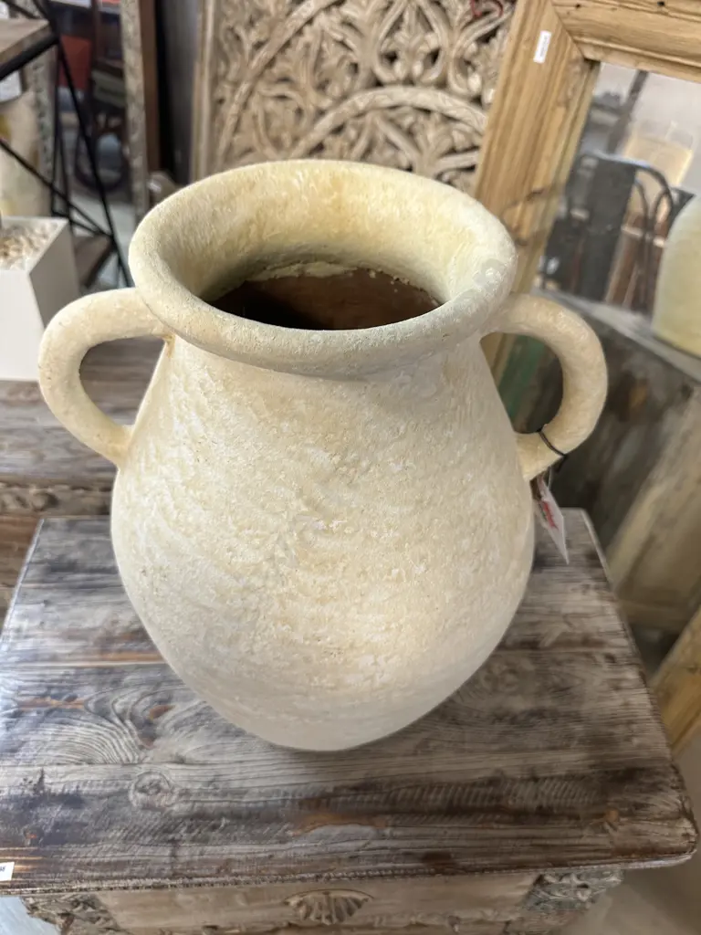 Bear & Fox Handcrafted Safari Urn With Handles. 46 x 32cm Image 1++