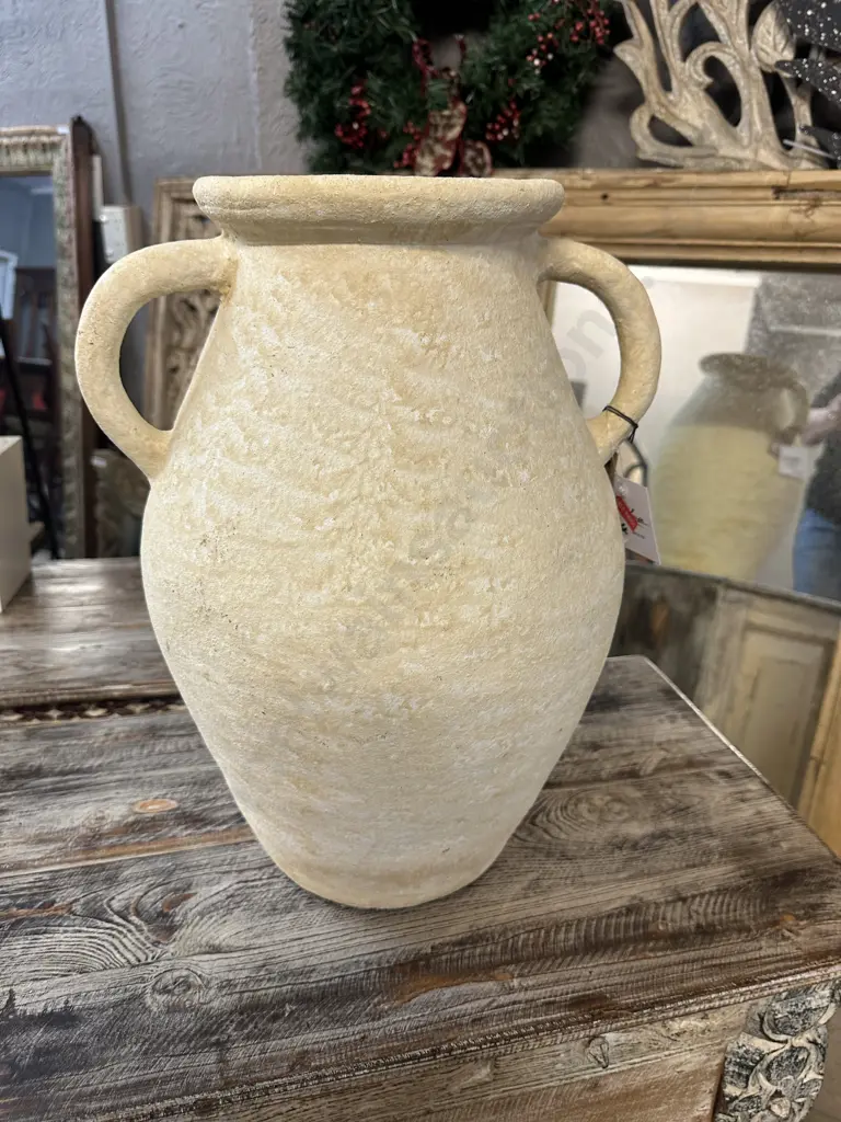 Bear & Fox Handcrafted Safari Urn With Handles. 46 x 32cm Image 1++