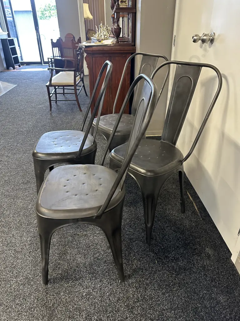 Set Of Four Modernist Black Metal Kitchen Dining Chairs Image 1++