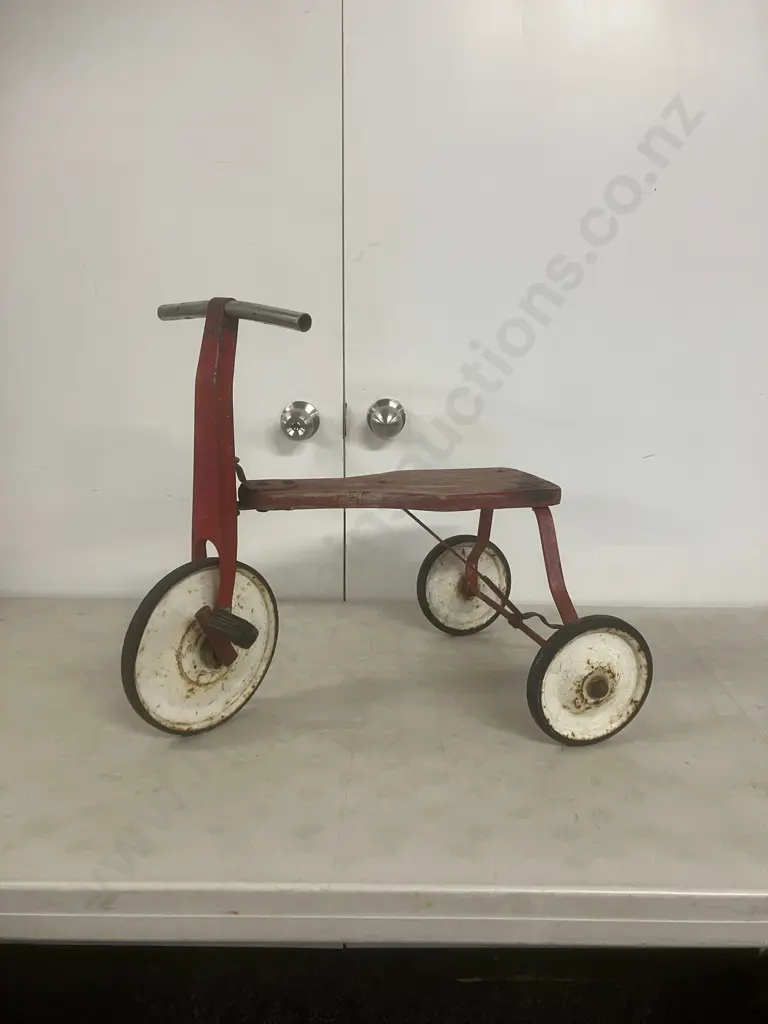 Vintage 1950's Kids Tricycle Image 1++