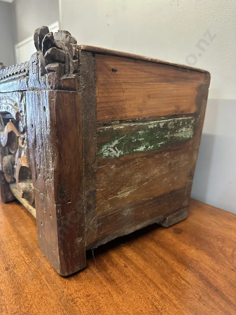 Original Wooden Panel Planter. H27 W33.5 D26cm Image 1++