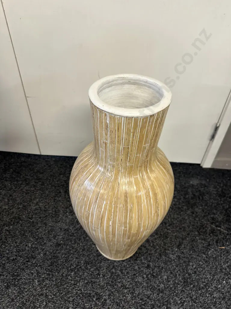 Natural Classic Floor Vase Bamboo Look With White Detail 60cm. Image 1++