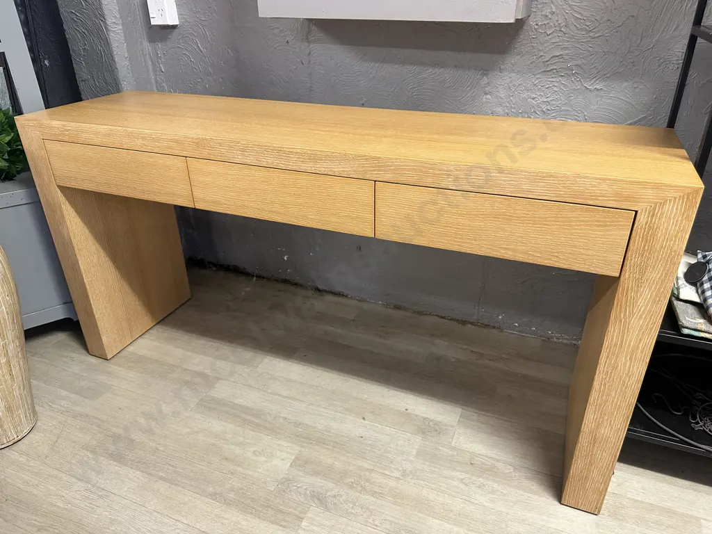 Apartmento Minimalist Console Table H76,W150,D40cm. Image 1++