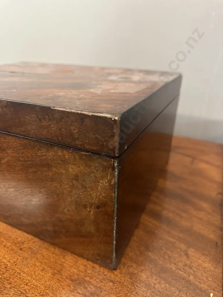 Antique Mahogany Wooden Jewellery Box H15,W32,D24cm. Image 1++