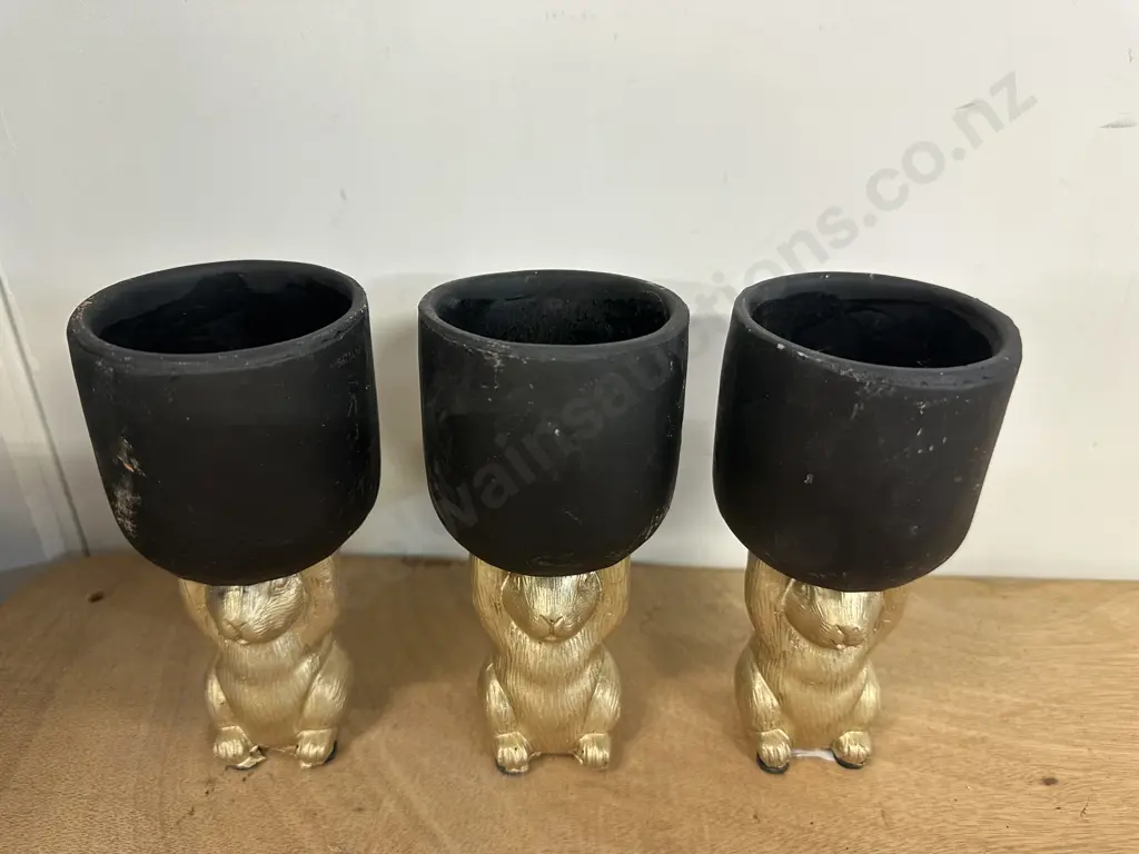 Golden Rabbit Pedestal Planters x3 Image 1++