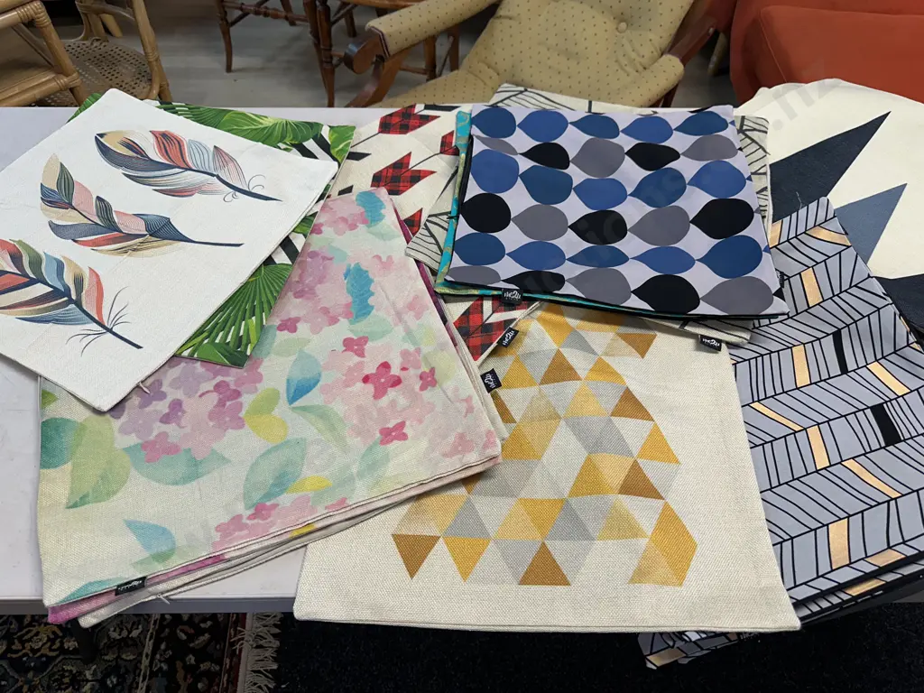 Assorted Cushion Covers Including ME2U Gifts Image 1++