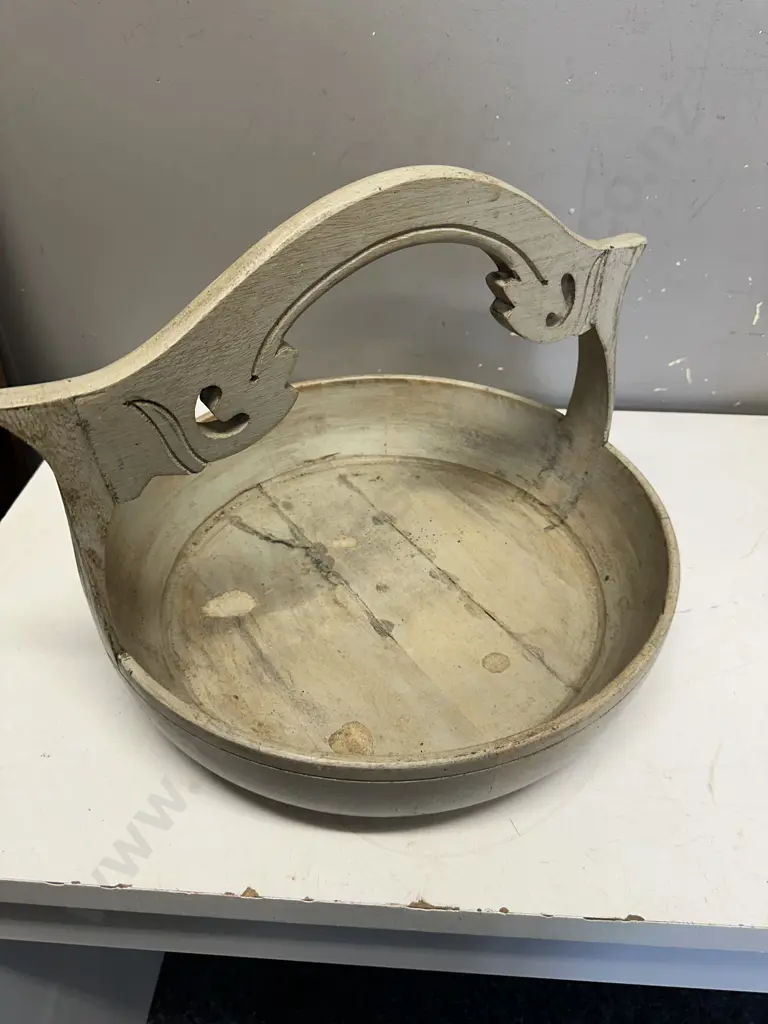 Wooden Bowl With Handle. 30 x 38cm Image 1++