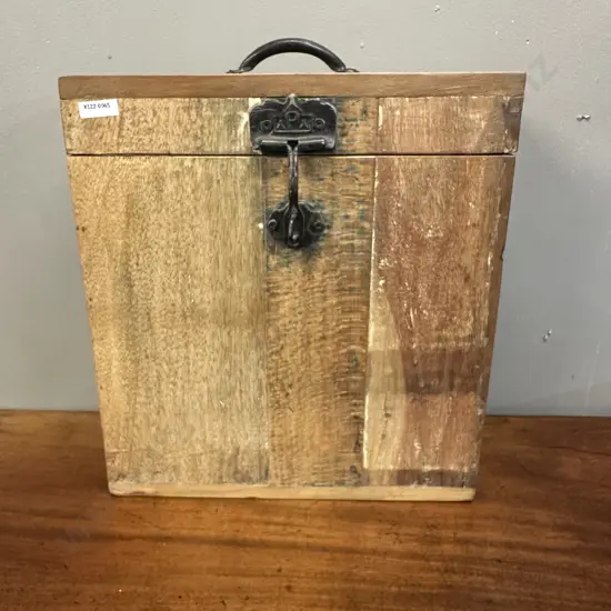 Vintage Recycled Wood 3 Bottle Wine Box. H44 W37 D13.5cm