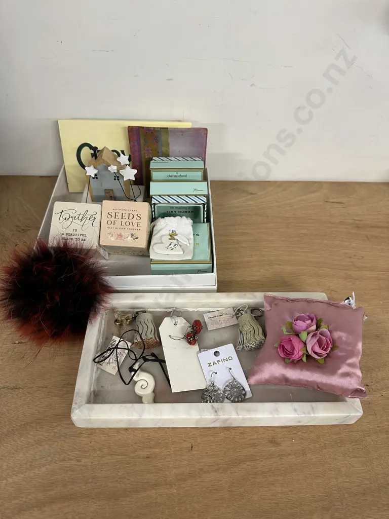 Rectangular Marble Tray, Key Rings, Earrings Etc Image 1++